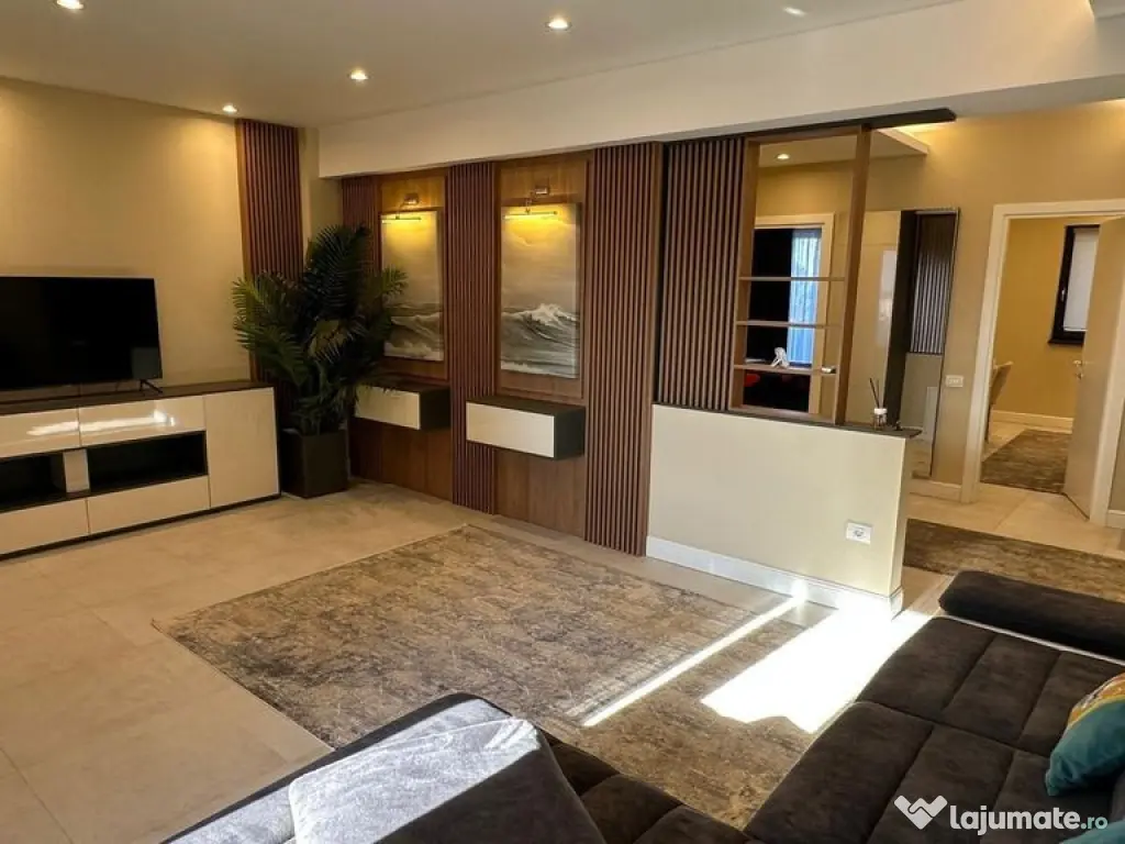 Apartament cu doua camere in zona Palazu Mare mobiliat /u... 