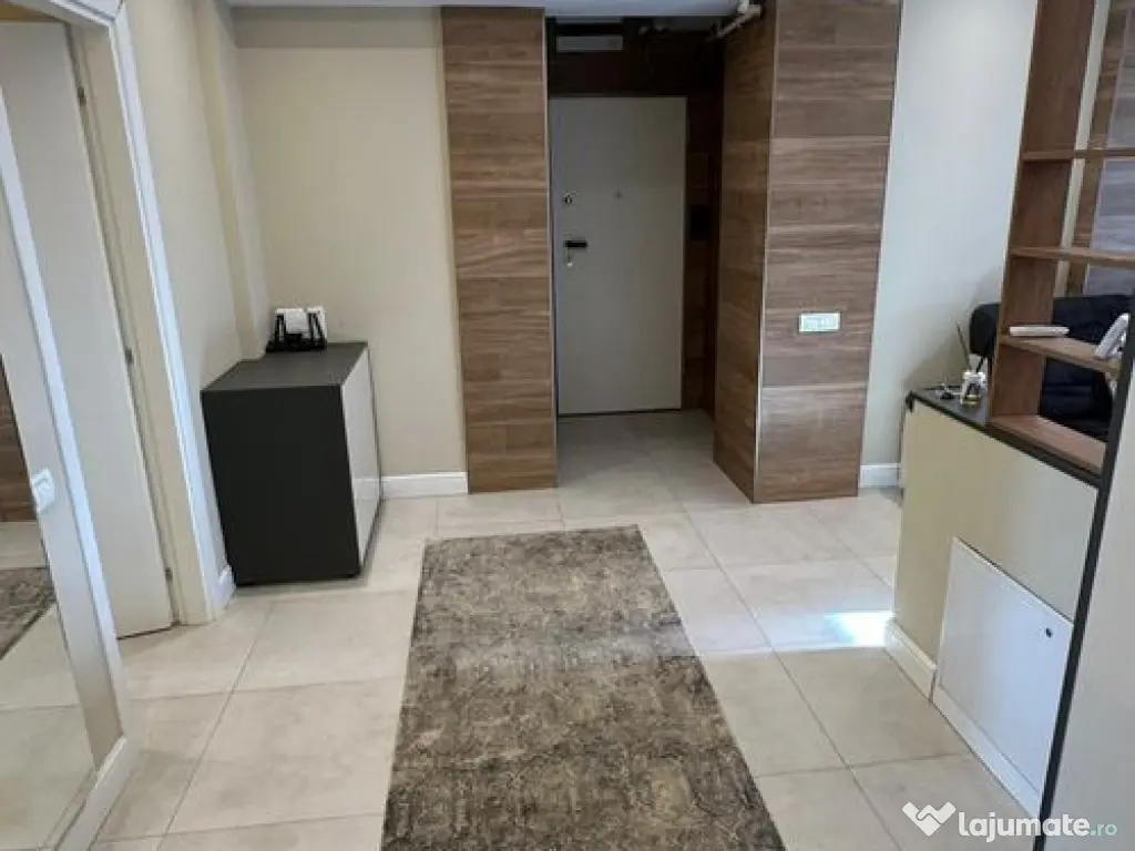 Apartament cu doua camere in zona Palazu Mare mobiliat /u... 