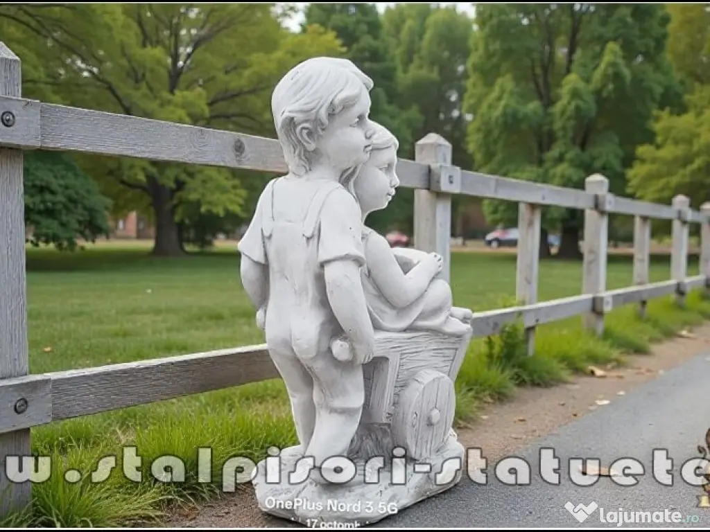 Statuetă copii cu roabă, gri antichizat, model S98. 