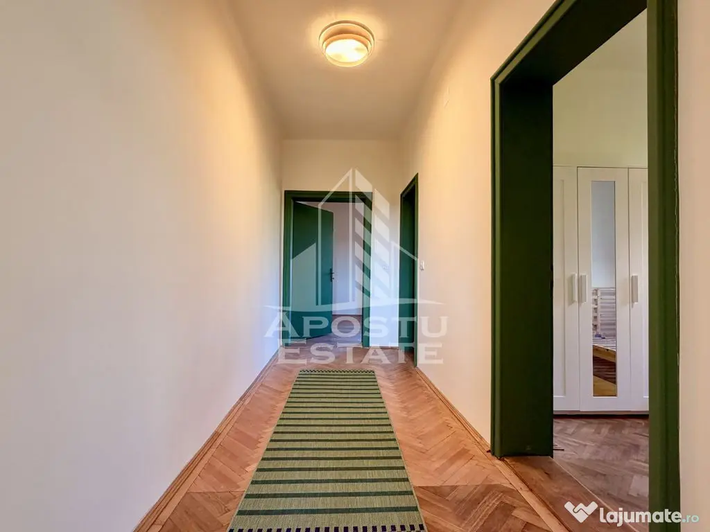 Apartament prima inchiriere curte comuna centrala 