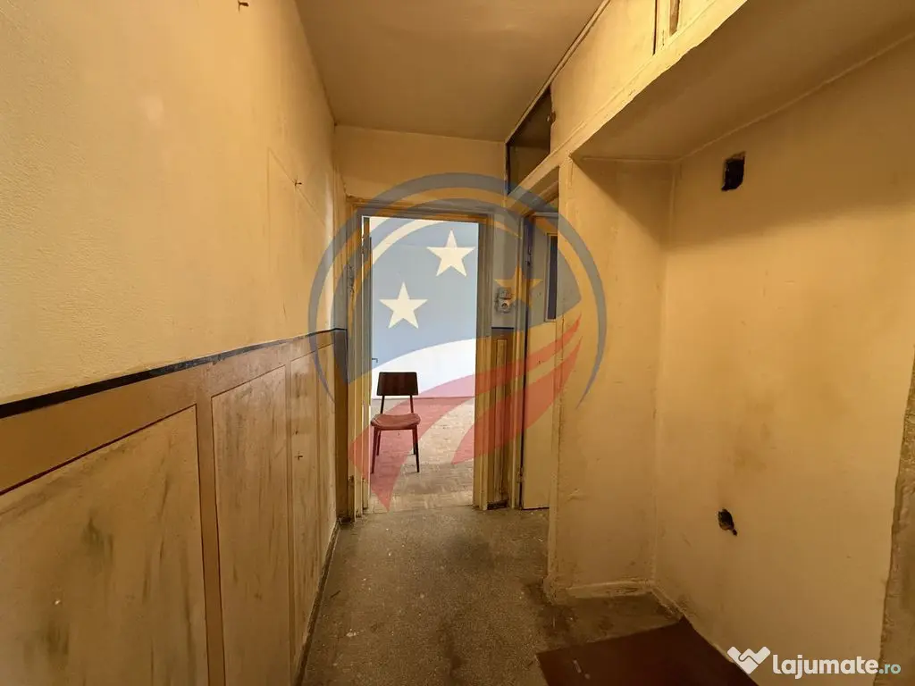 Apartament 3 camere de vanzare/Racheta/Craiovita 