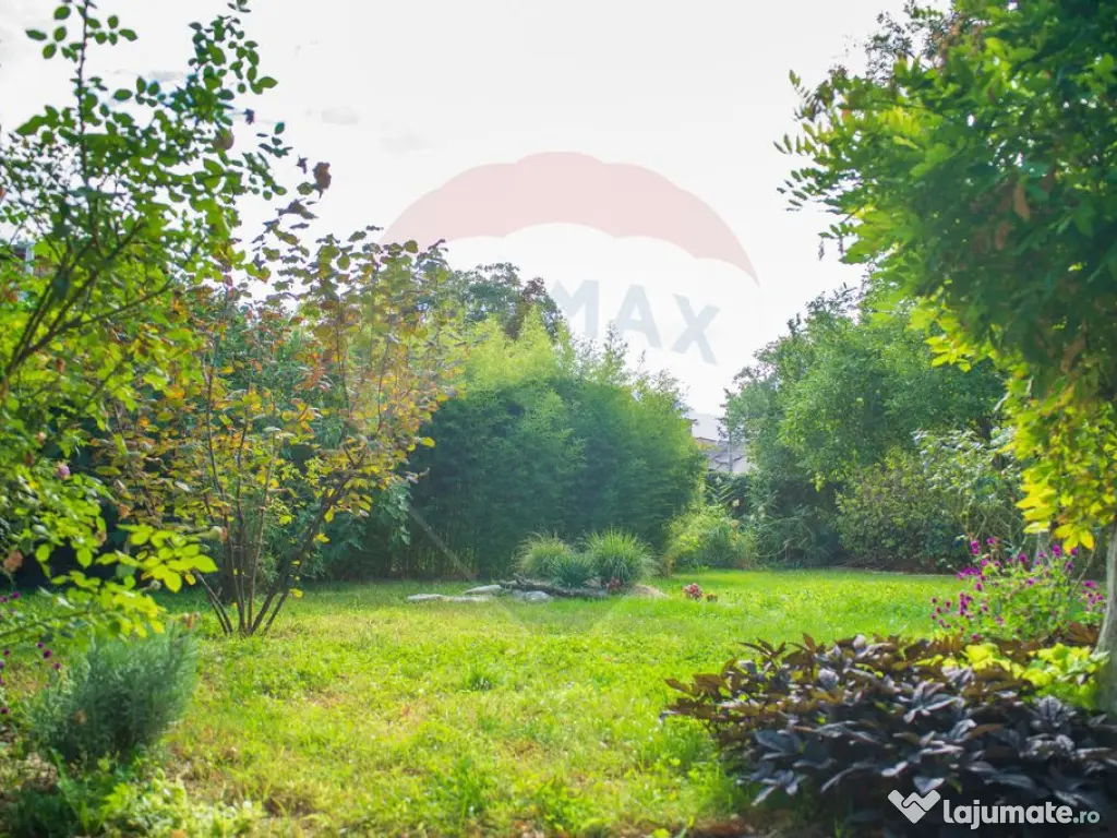 Casă / Vilă, 10 cam., Lidl Salaj, multifunctionala