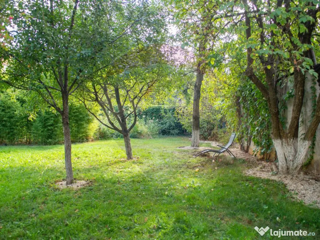 Casă / Vilă, 10 cam., Lidl Salaj, multifunctionala