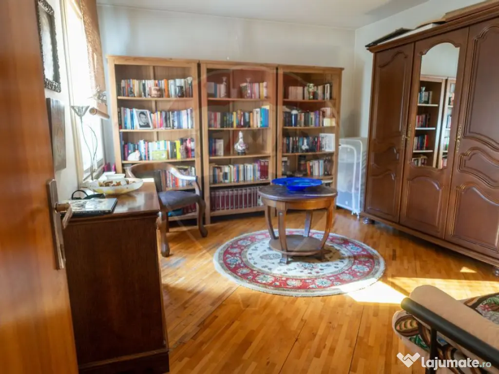 Casă / Vilă, multifunctionala, Lidl Salaj 