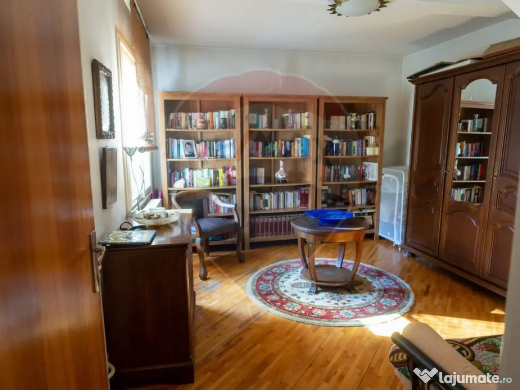 Casă / Vilă, multifunctionala, Lidl Salaj 