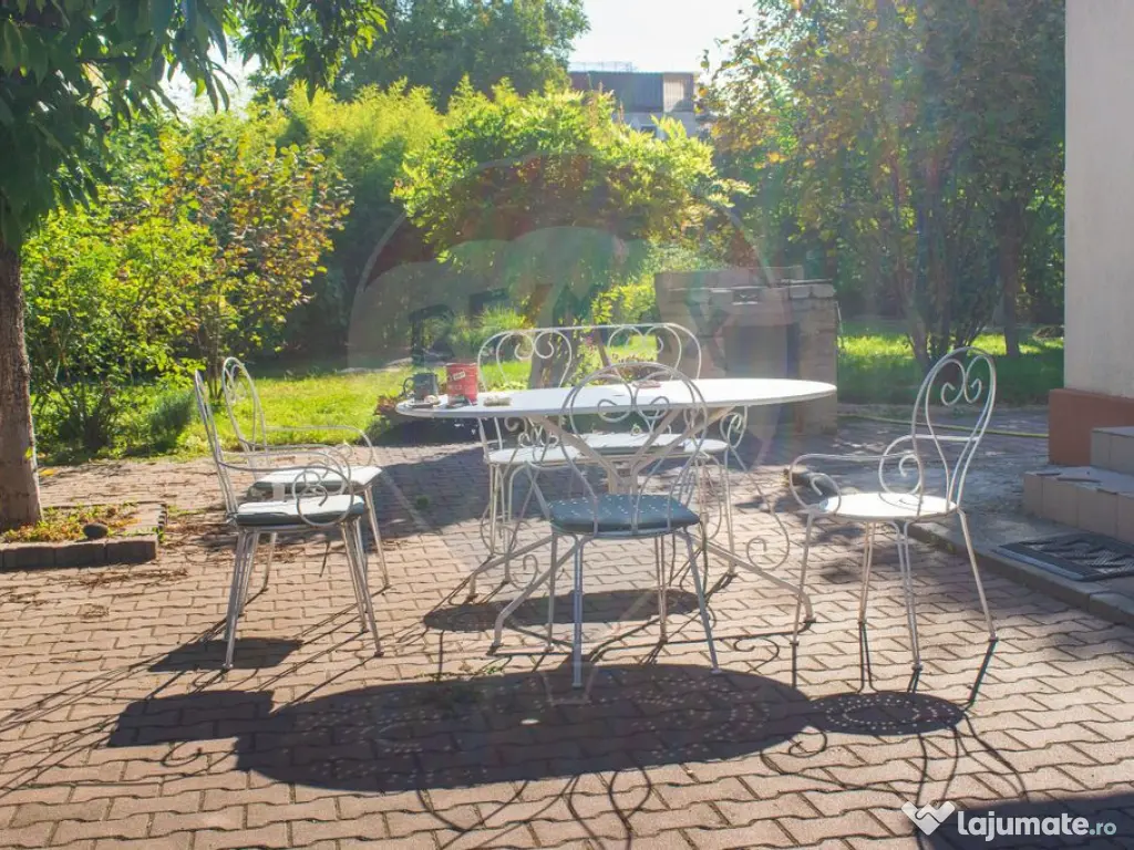 Casă / Vilă, multifunctionala, Lidl Salaj 