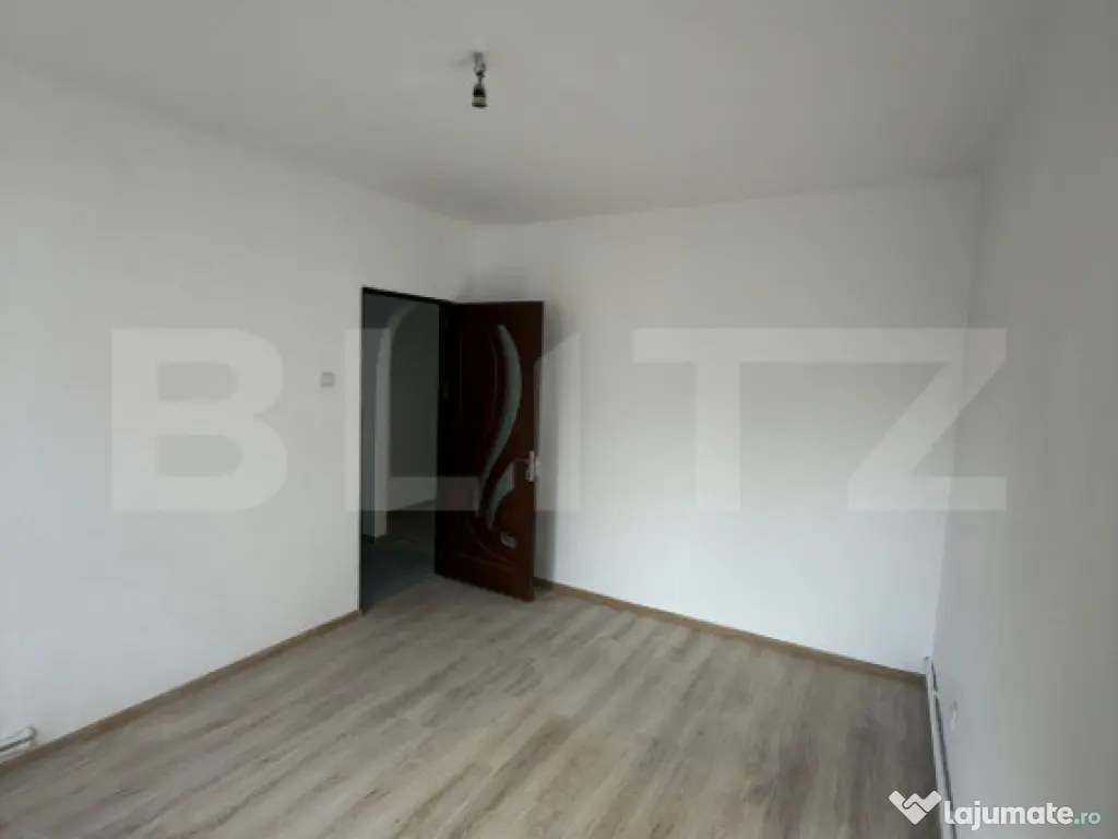 Apartament 2 camere semidecomandat intr-o zona foarte linist