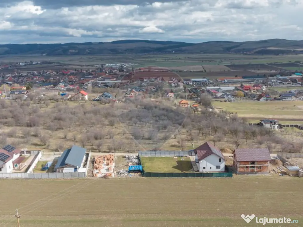 Comision 0 %! Teren intravilan de vânzare, 3,741 mp, Bod 