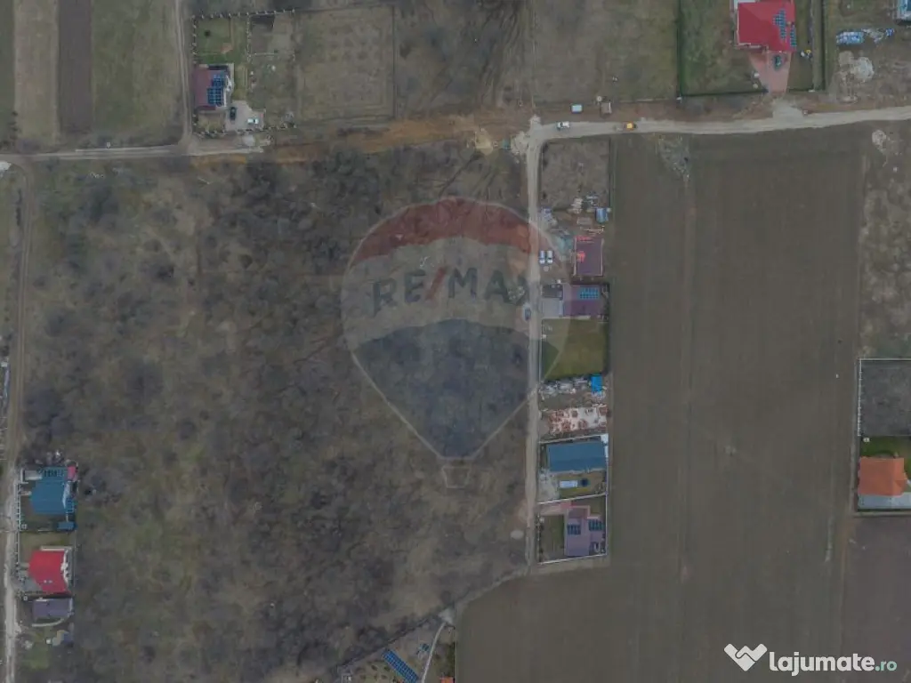 Comision 0 %! Teren intravilan de vânzare, 3,741 mp, Bod 