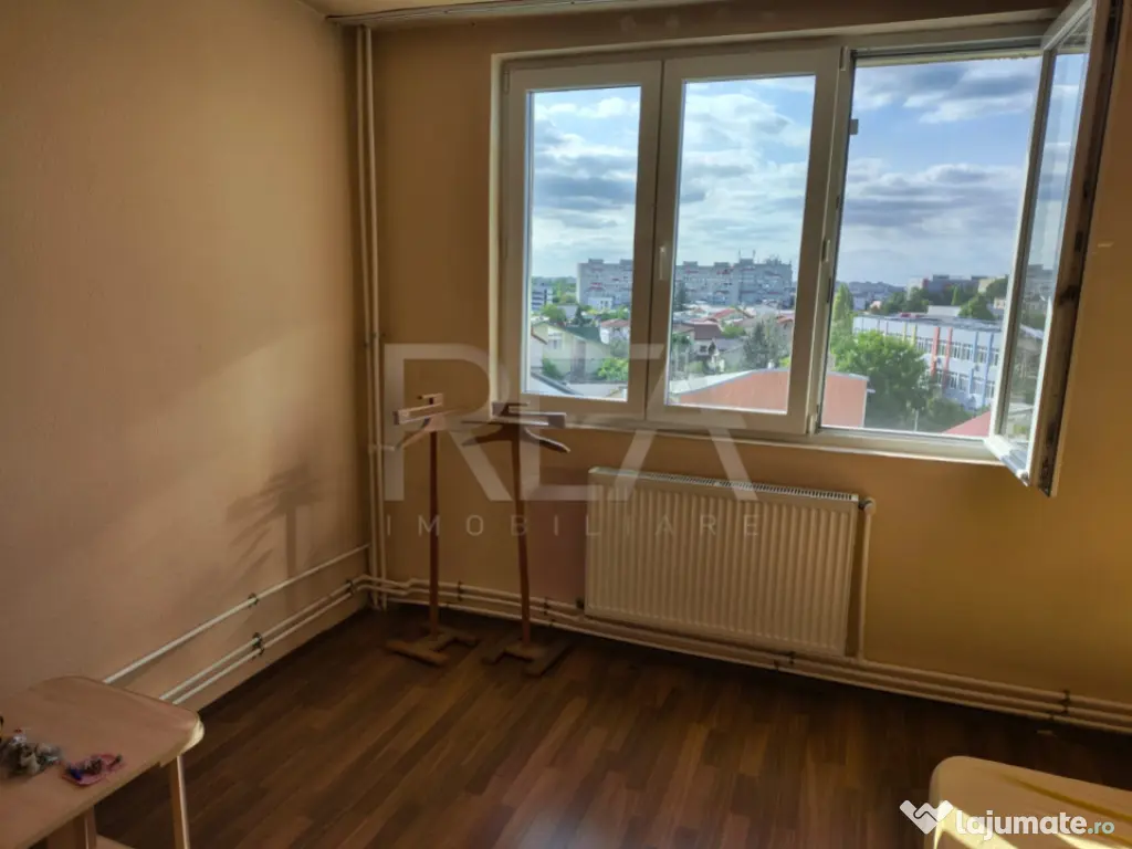 Apartament 3 Camere , Semi-Decomandat , Alexandru Obregia