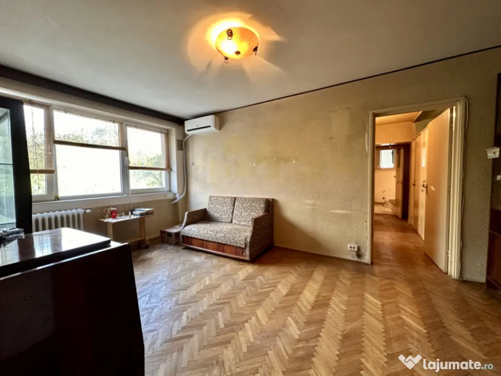 Apartament 3 camere - Titan - Piata Minis 