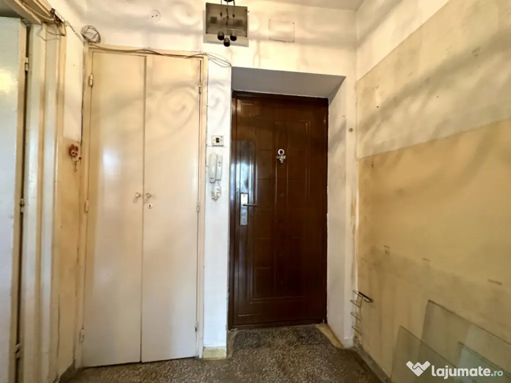 Apartament 3 camere - Titan - Piata Minis 