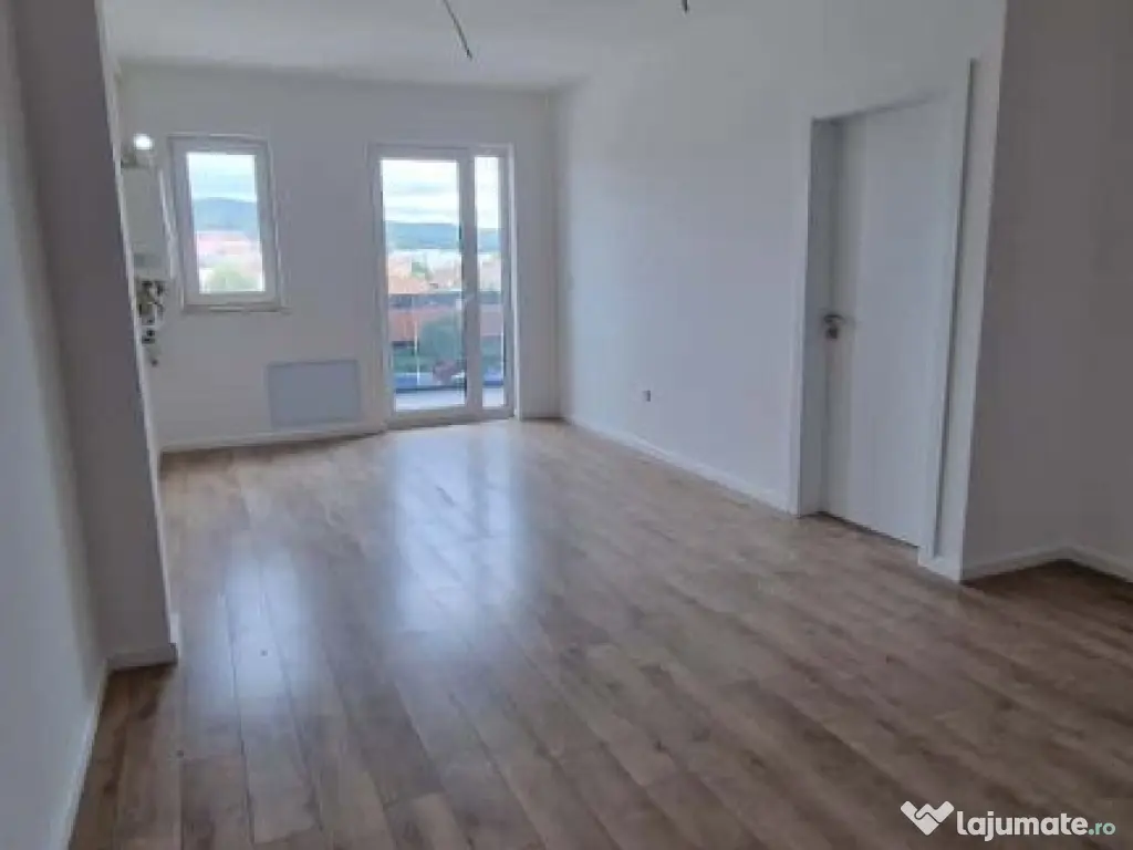 Apartament 2 camere bloc nou