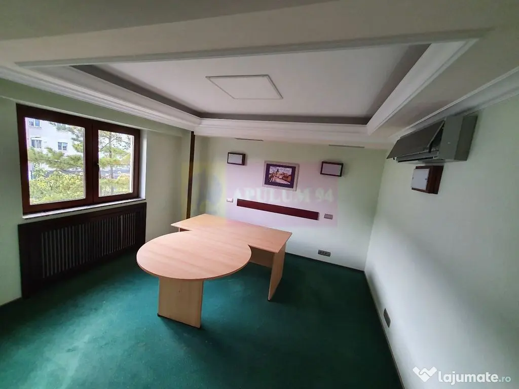 Apartament cu 3 camere de vanzare in Campina - Zona ultra... 