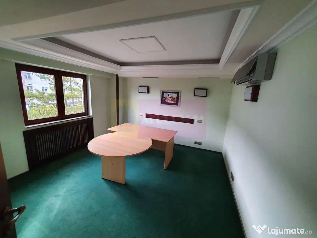 Apartament cu 3 camere de vanzare in Campina - Zona ultra... 