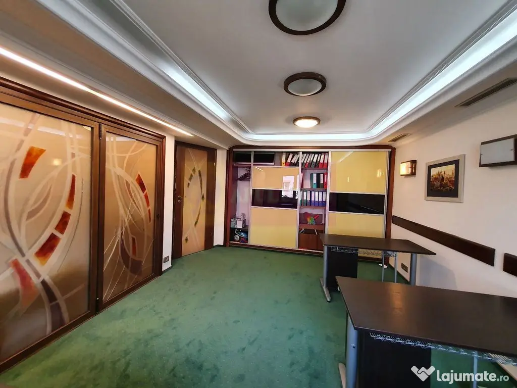 Apartament cu 3 camere de vanzare in Campina - Zona ultra... 