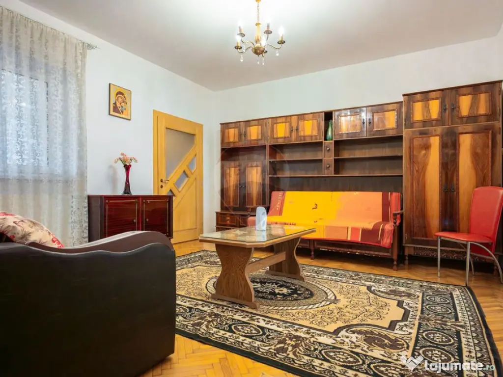 De inchiriat apartament 3 camere la casă, zona Florilor ... 