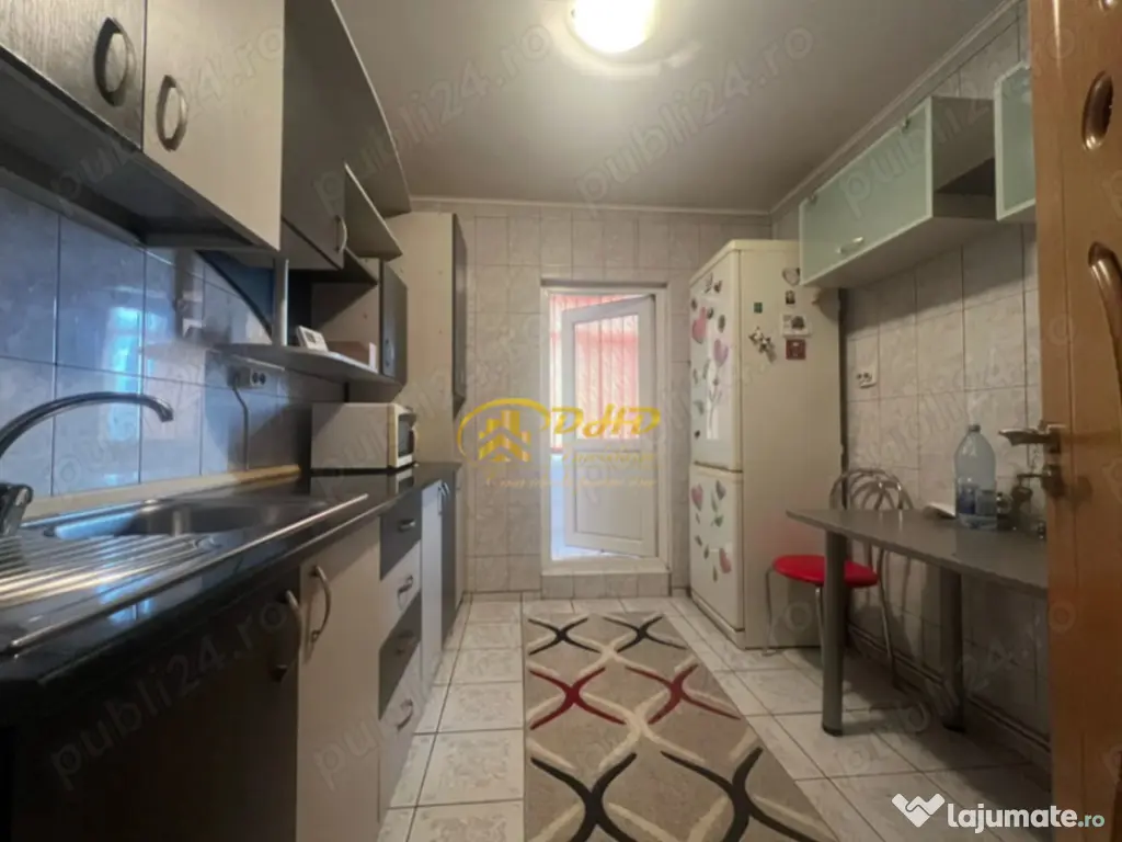 Apartament de vanzare cu 2 camere in Nicolina 