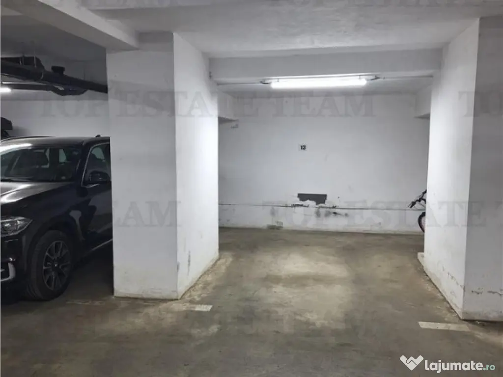 Apartament 3 camere - central - - Braila