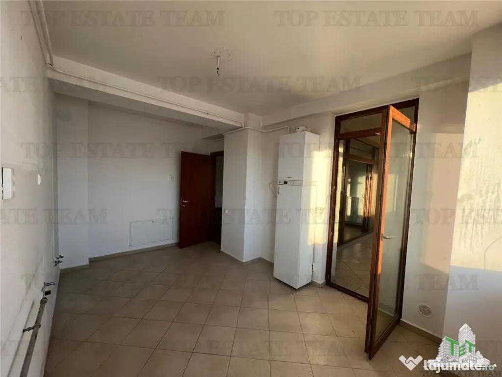 Apartament 3 camere - central - - Braila