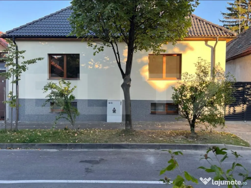 Casa individuala de inchiriat / 3 camere / zona centrala