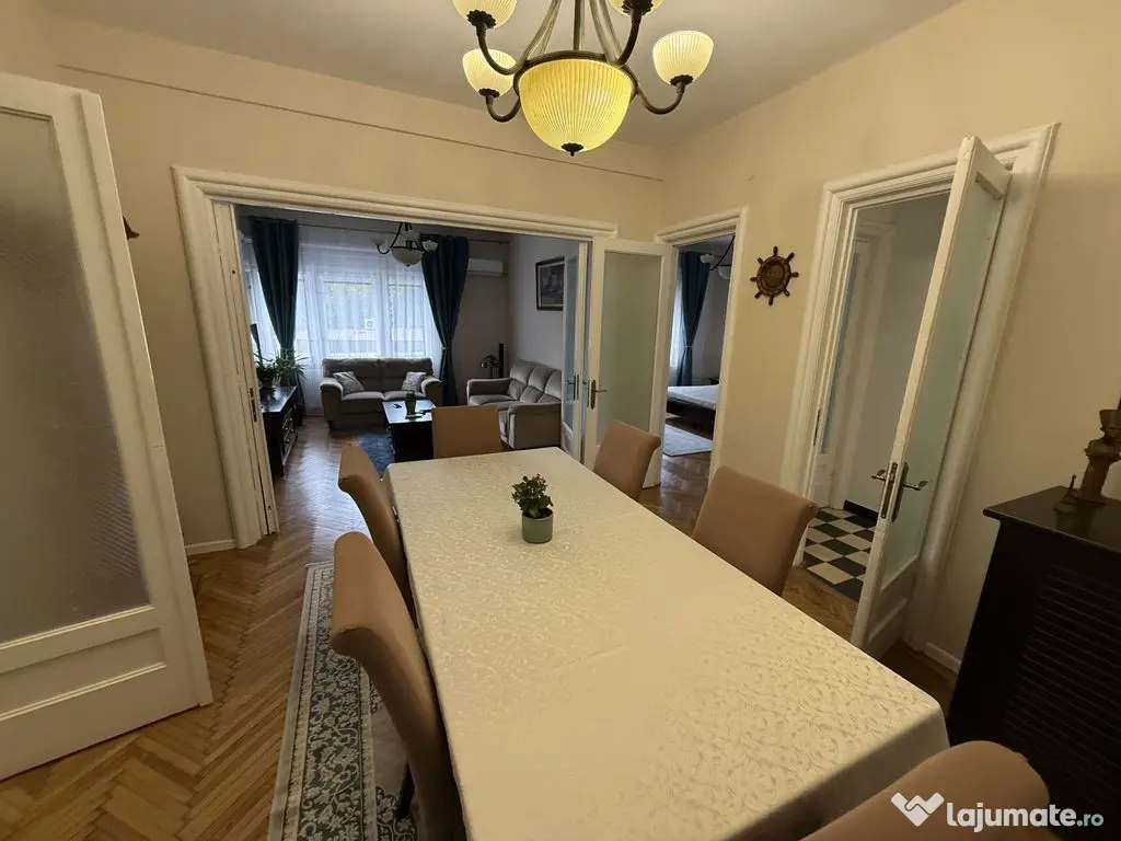 Apartament 6 camere Ultracentral 