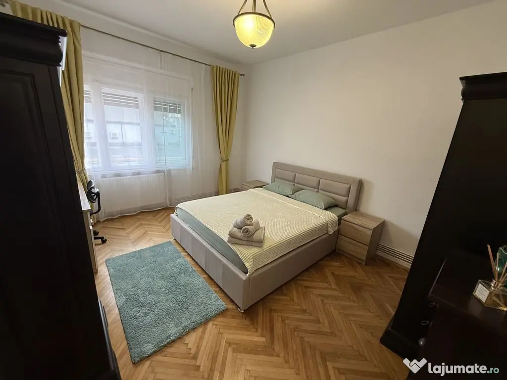 Apartament 6 camere Ultracentral 