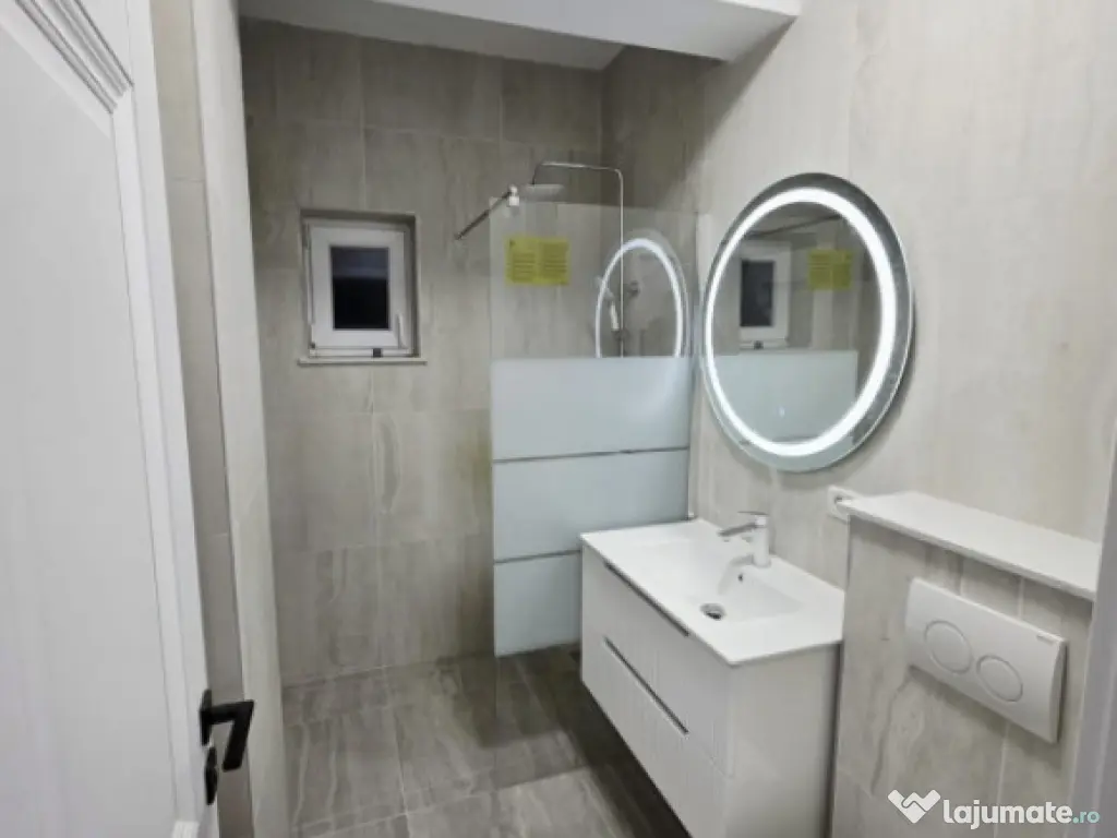 Apartament 3 camere, bloc nou, Radauti