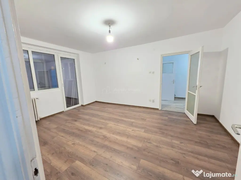 3 camere renovat - Maior Coravu - Vatra Luminoasa 