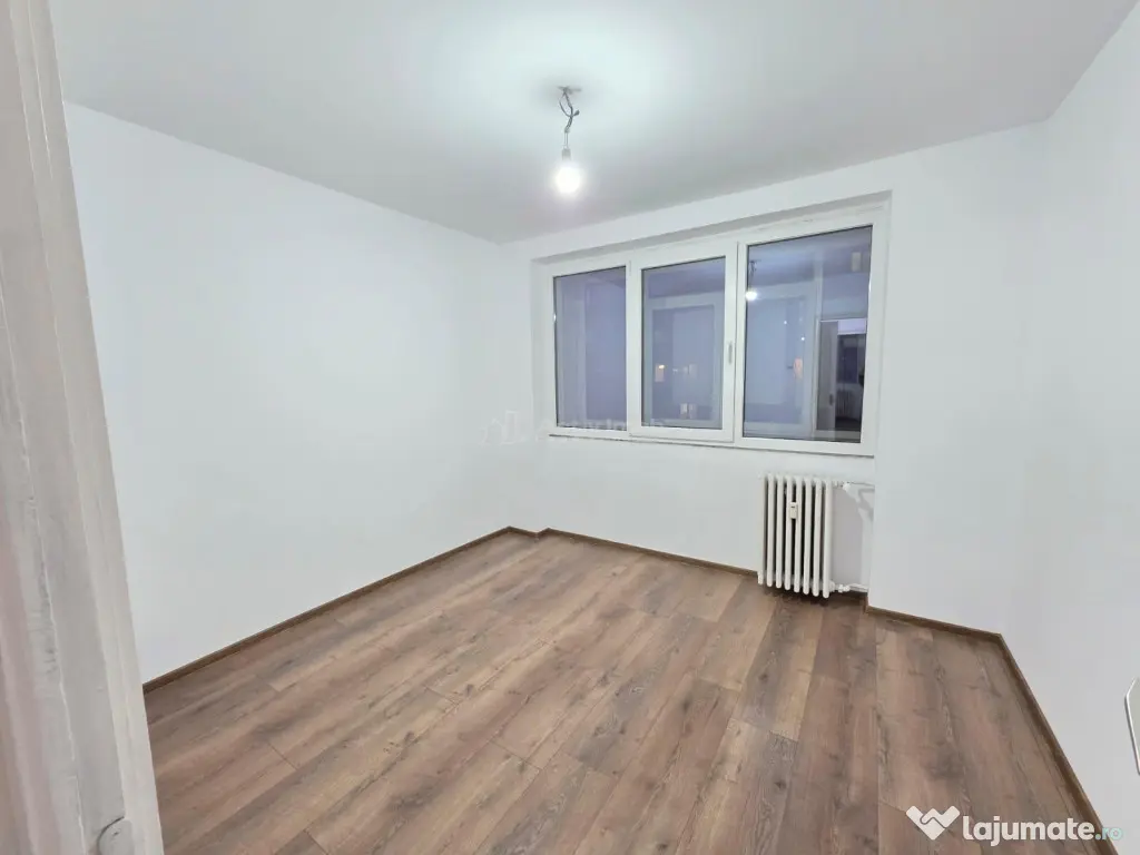 3 camere renovat - Maior Coravu - Vatra Luminoasa 