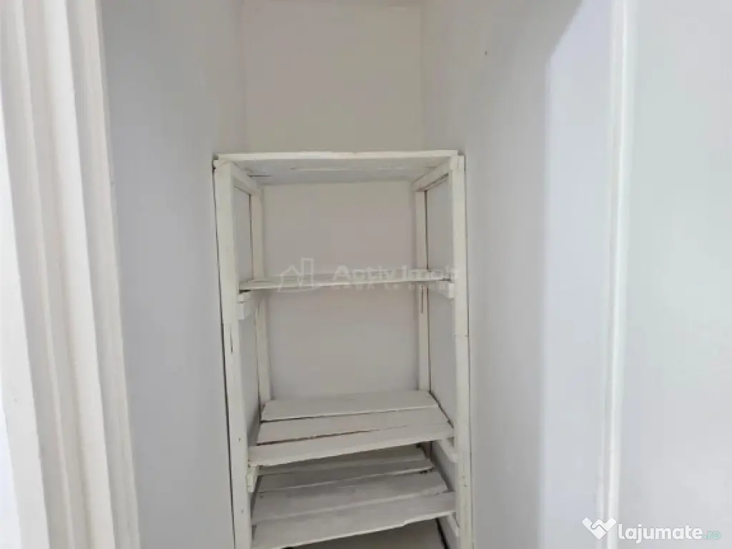 3 camere renovat - Maior Coravu - Vatra Luminoasa 