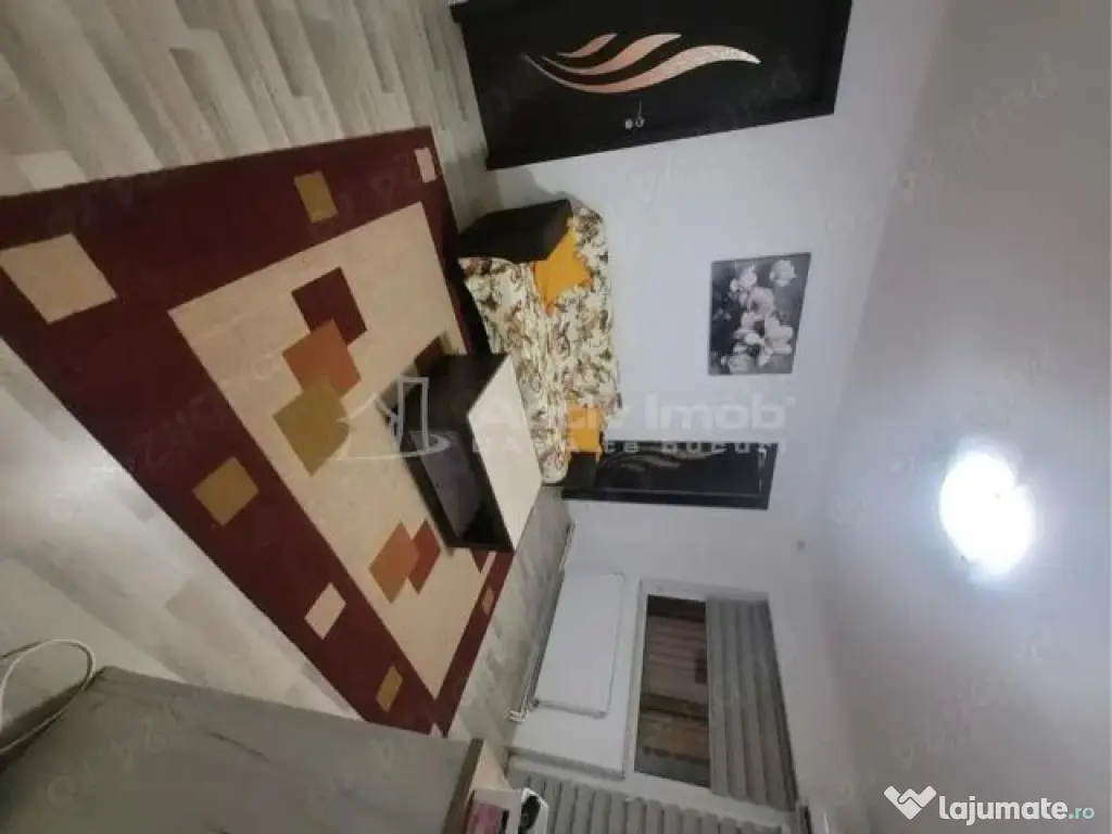 APARTAMENT 3 CAMERE SEMIDECOMANDAT INEL 2 