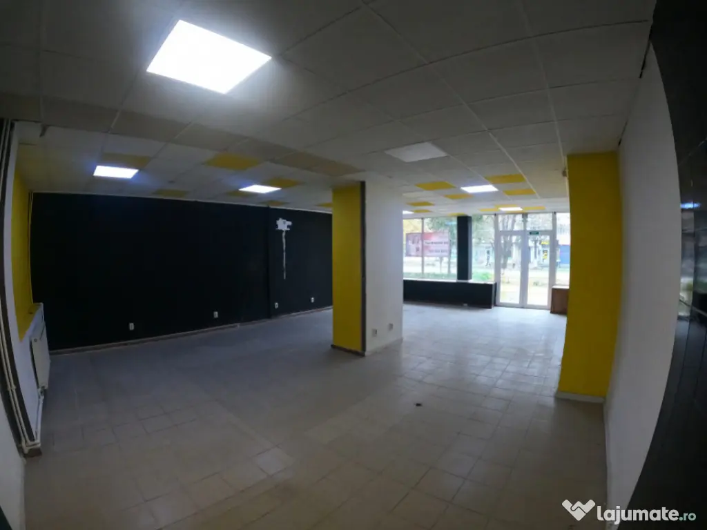 Spațiu Comercial de Închiriat – 100 mp, Două Intrări
