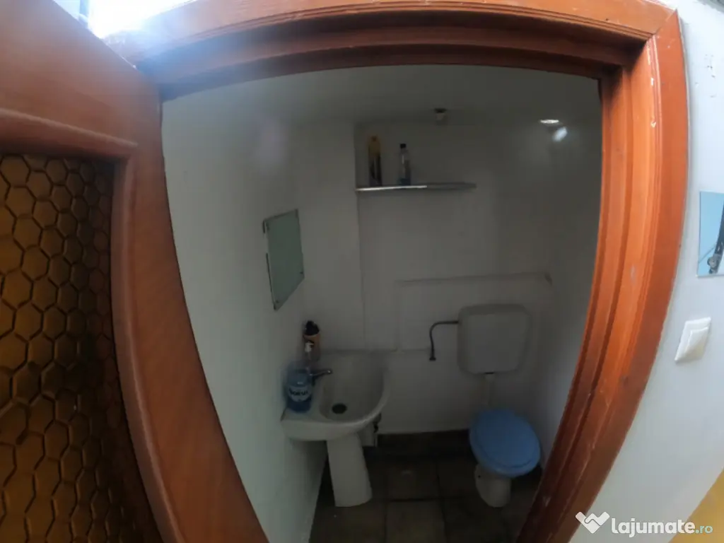 Spațiu Comercial de Închiriat – 100 mp, Două Intrări