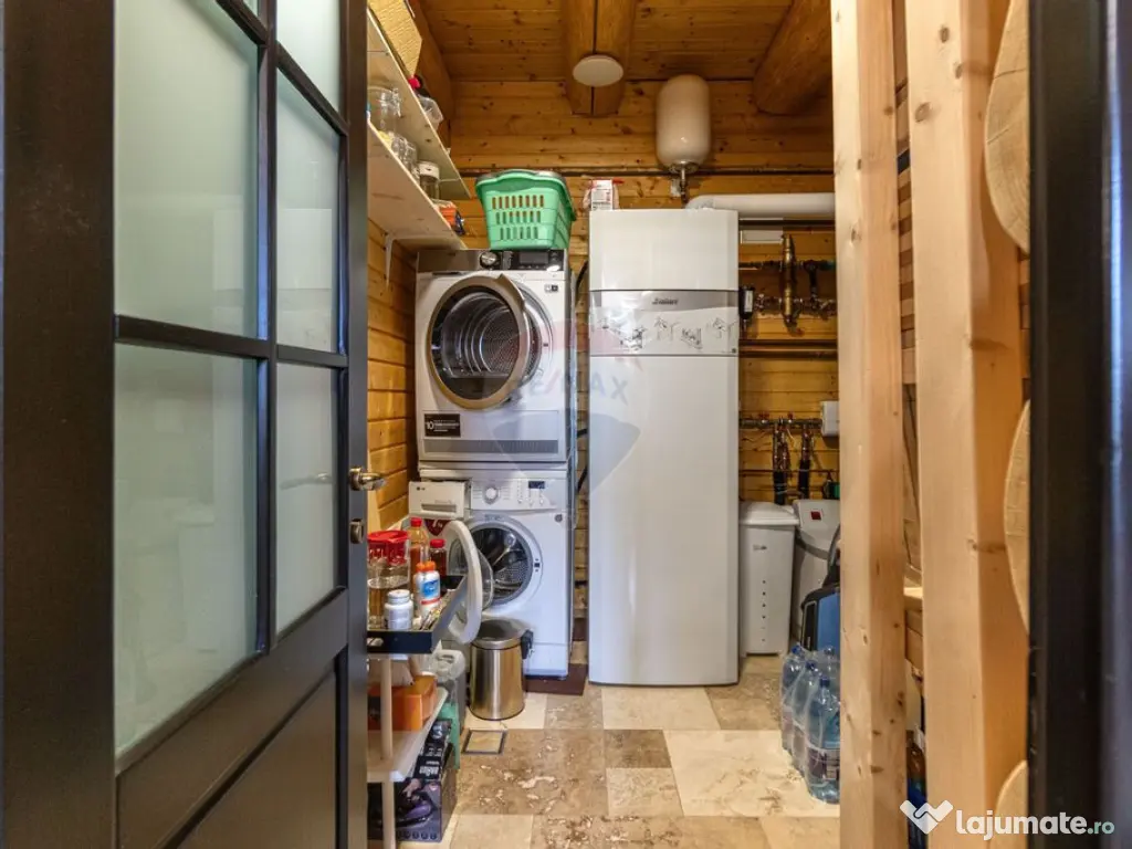 Doua case in stil canadian – confort modern intr-un cad... 