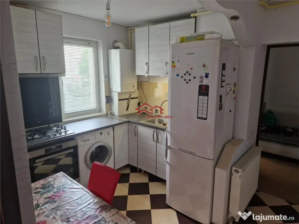 Apartament 3 camere,oras Cisnadie,jud.Sibiu,comision 0 