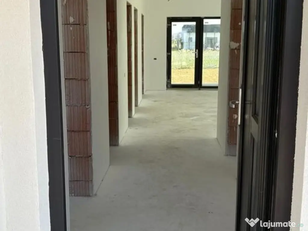 Casa Santandrei, 162 000 E (neg). Comision 0. 