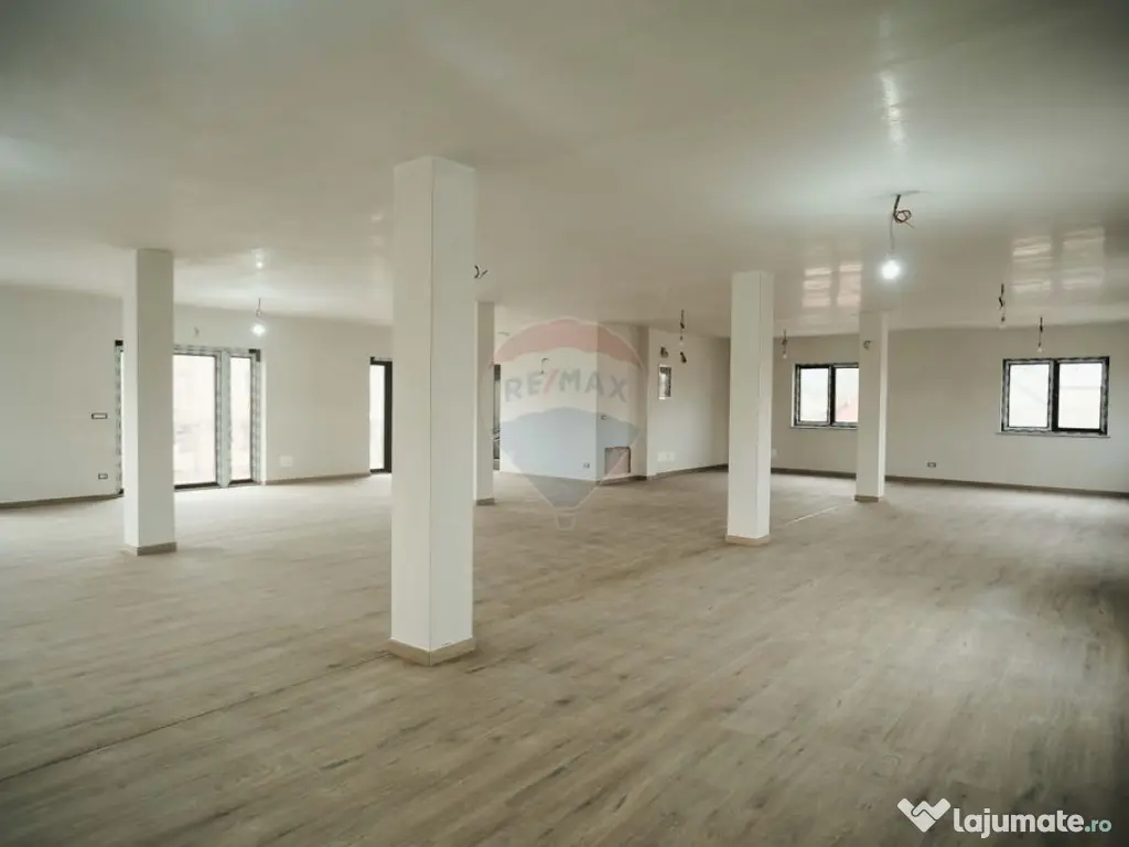 Spațiu comercial de închiriat in Com Marginea 