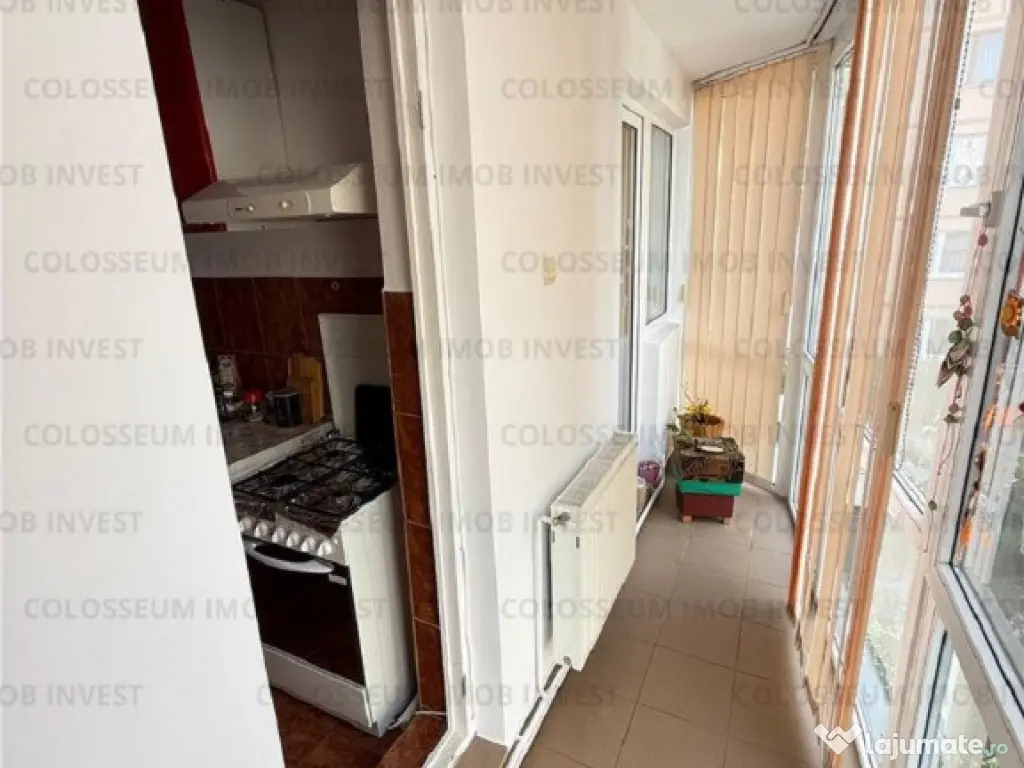 Apartament cu 3 camere, decomandat - zona Astra