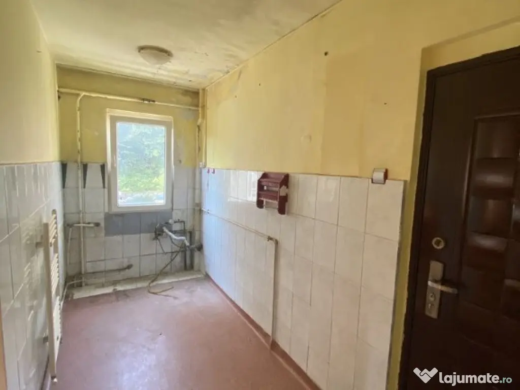 Apartament 3 camere Manastur-str Ciucas