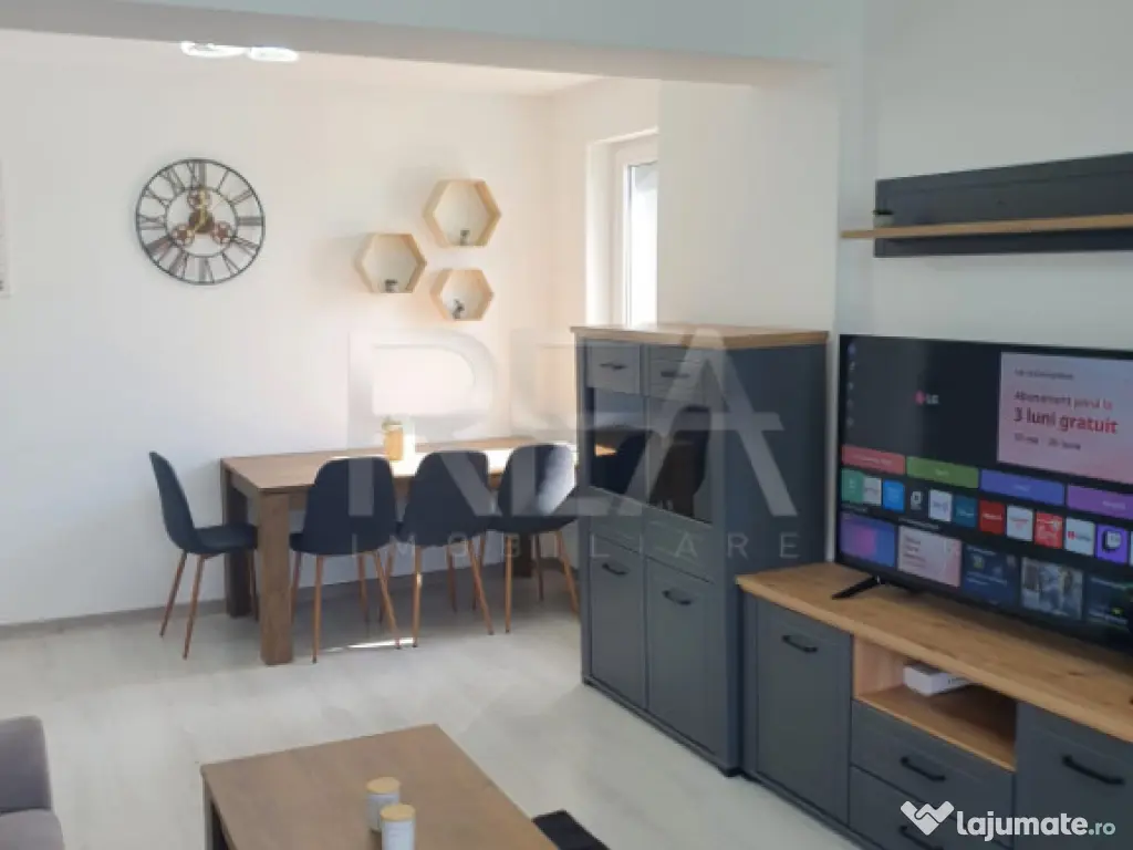 Apartament cu 2 camere, parcare privată și acces la piscin 