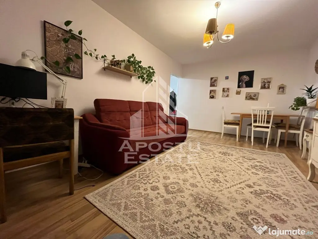 Apartament cu 3 camere,decomandat, 2 bai, etaj intermedia... 