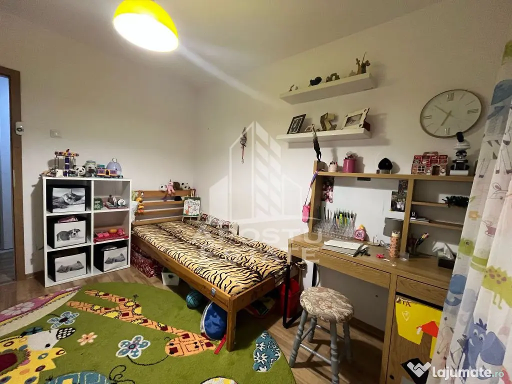 Apartament cu 3 camere,decomandat, 2 bai, etaj intermedia... 