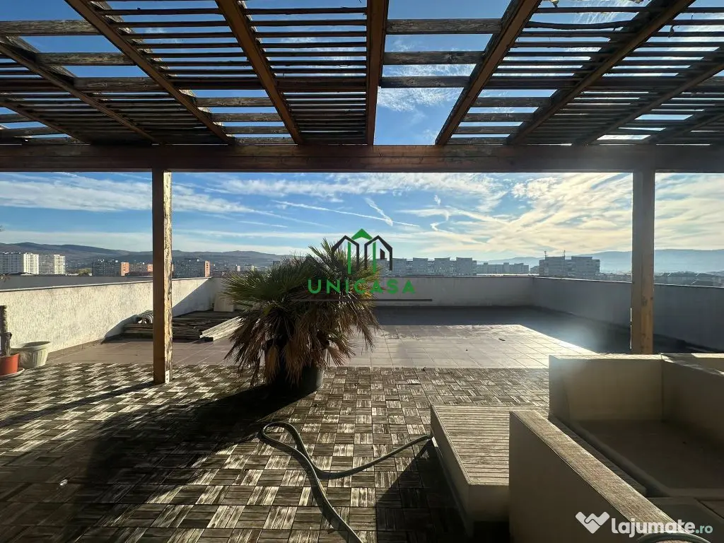 Apartament 4 camere - tip Penthouse - Zona 1 Mai