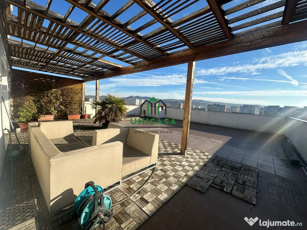 Apartament 4 camere - tip Penthouse - Zona 1 Mai