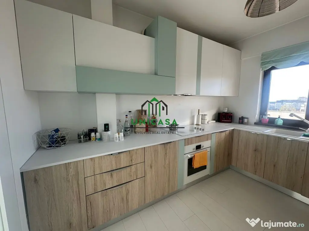 Apartament 4 camere - tip Penthouse - Zona 1 Mai