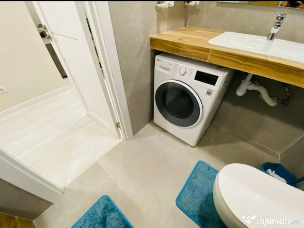 Garsoniera de inchiriat zona Titan