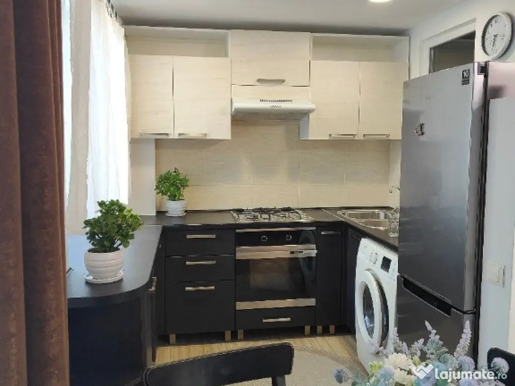 Garsoniera de inchiriat in zona Aparatori Patriei