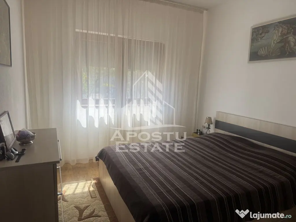 Casa individuala in GHIRODA ,vatra satului