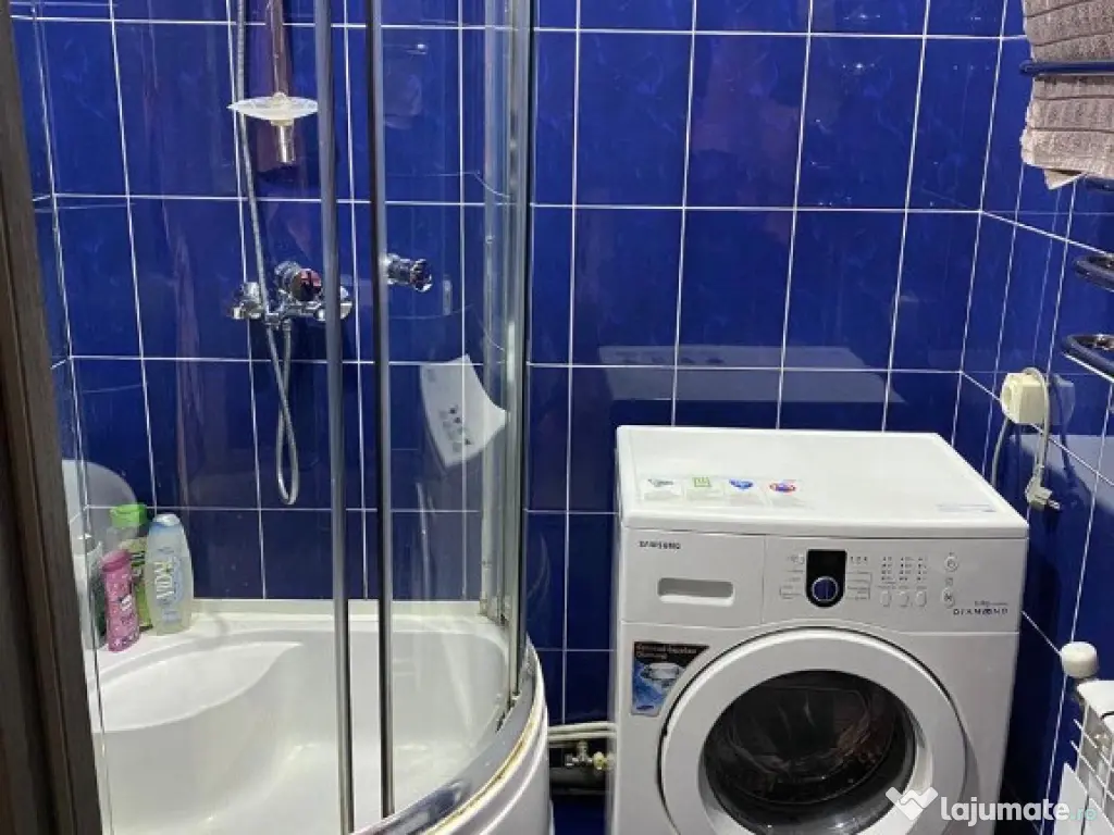 Garsoniera de inchiriat in zona Aparatorii Patriei 